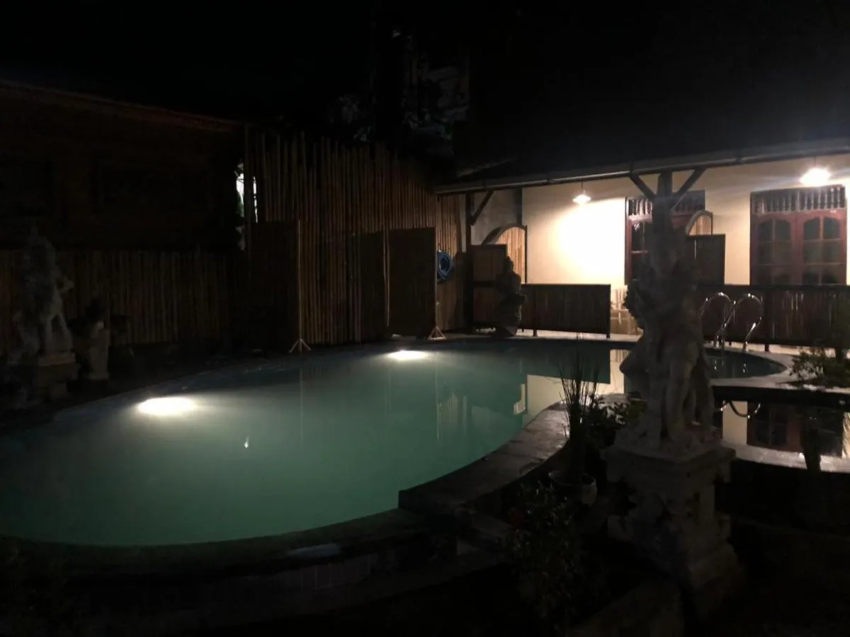 **  Puri Alit Guest House Ubud  Indonesia